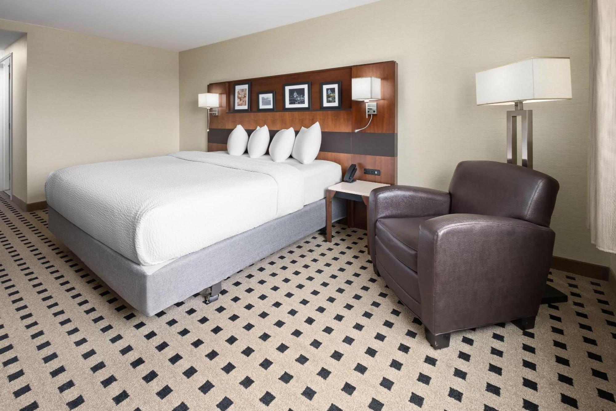 Penn Harris Harrisburg, Trademark By Wyndham Hotel Harrisburg