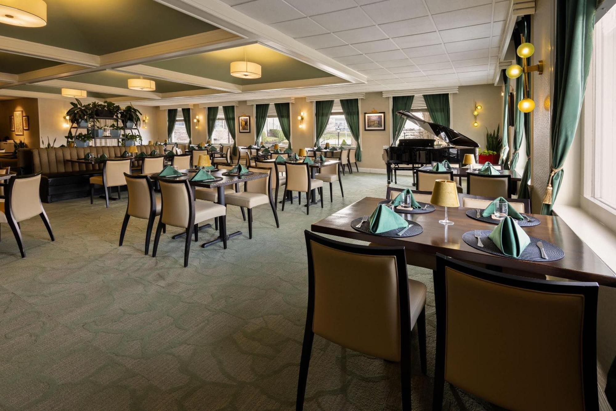 Hotel Penn Harris Harrisburg, Trademark By Wyndham 4*